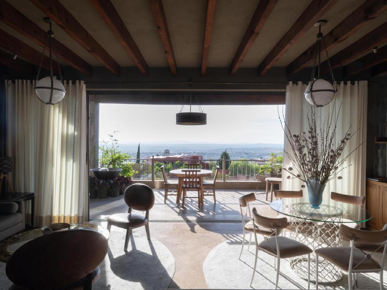 Melancholy Hill Sprawling Views Of Endless Summer * San Miguel de Allende